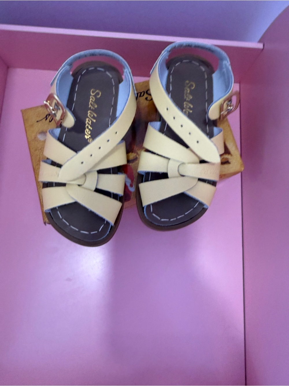 Salt Water Kids Yelow Leather Sandals with Buckle Closure